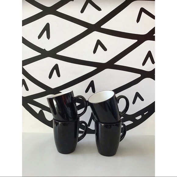 Dinnerware Set - Picture 8 of 11